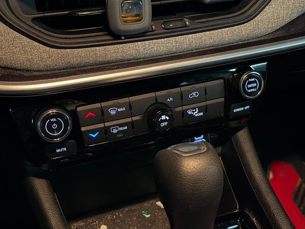 2022 Jeep Compass SportONE-OWNER, ACCIDENT-FREE, FWD, HTD SEATS, APP Photo