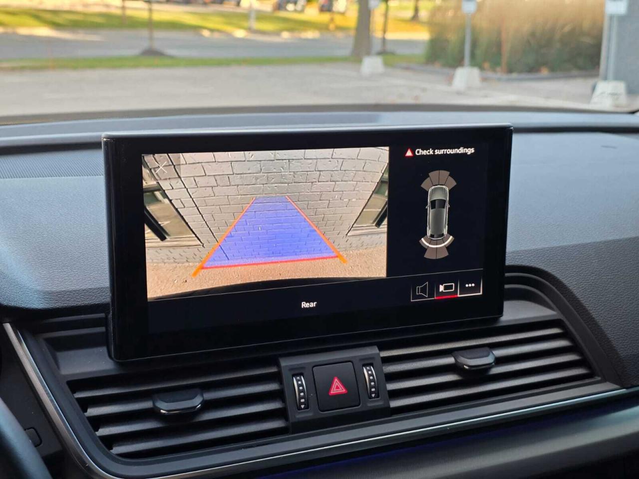 2022 Audi Q5 Progressiv 45 TFSI quattro Photo