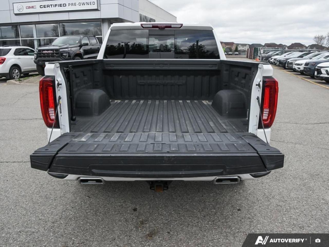 2023 GMC Sierra 1500 DenaliDENALI RESERVE, DURAMAX, LOADED, 1-OWNER! Photo