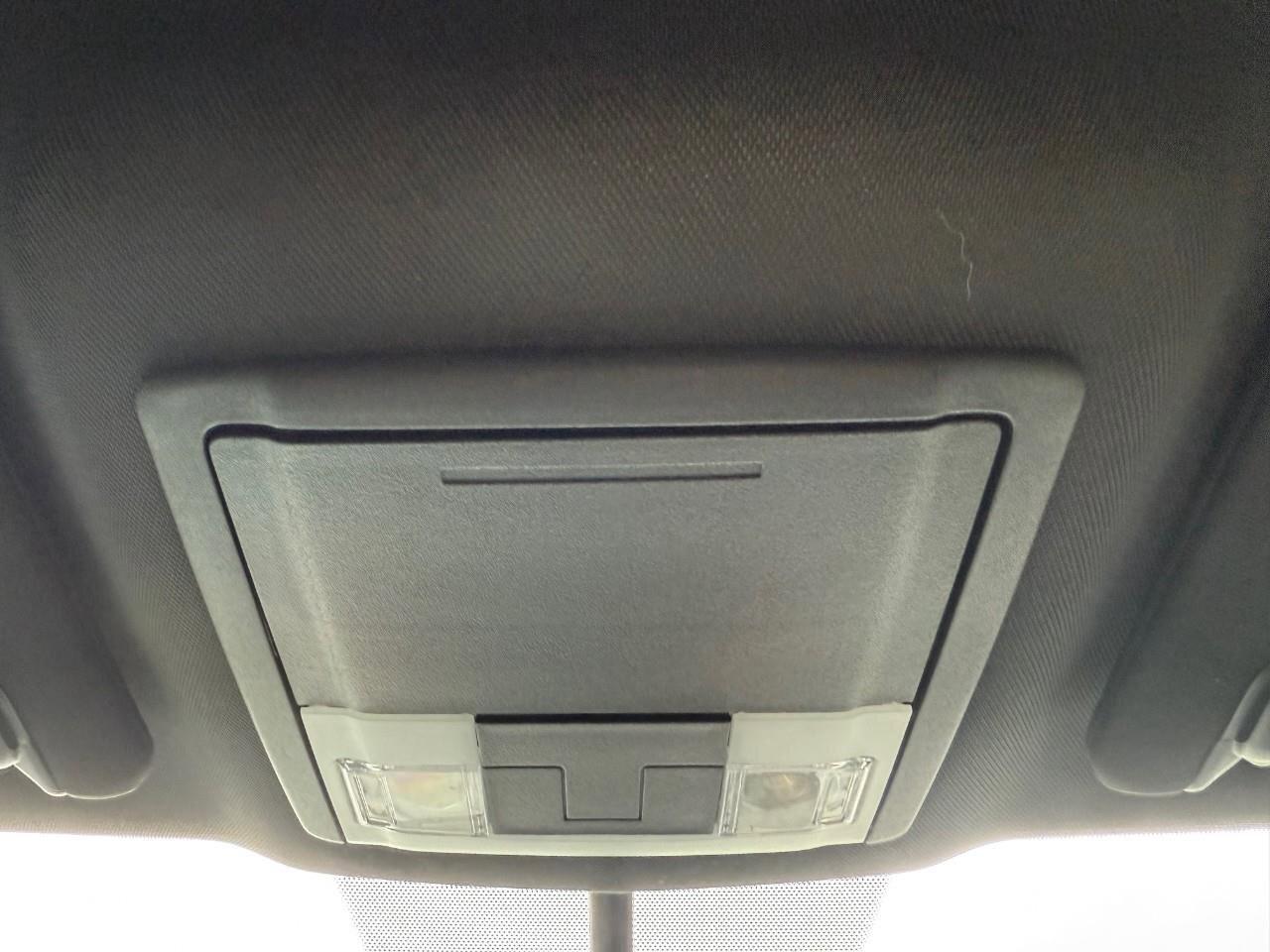 2018 Ford Explorer XLT   7 PASSENGER SEATING   ALL WEATHER MATS Photo