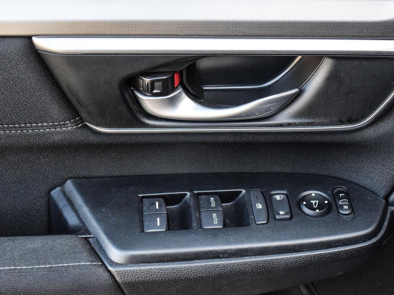 2021 Honda CR-V Sport Photo4