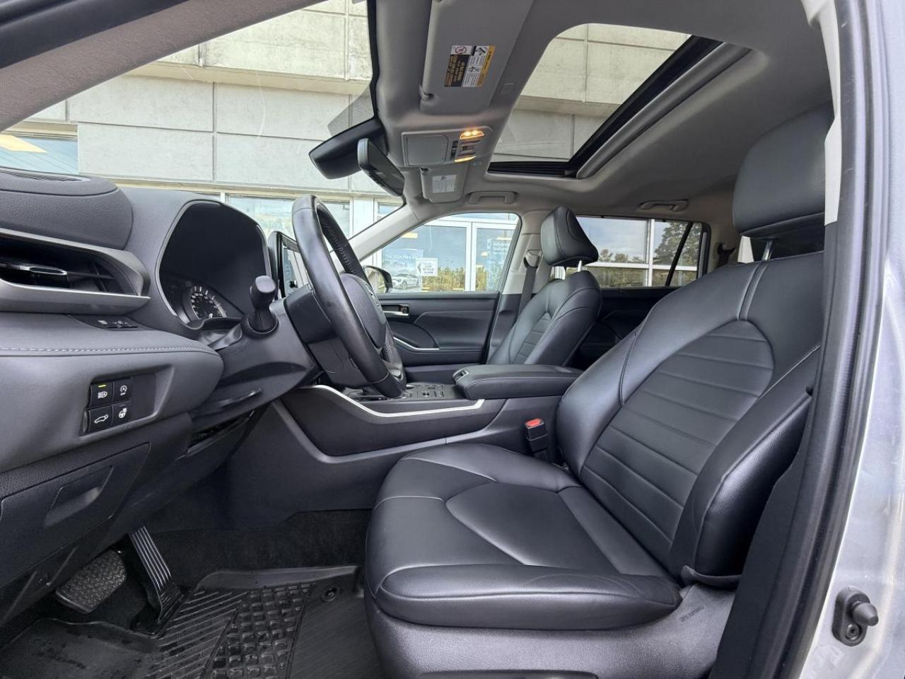 2024 Toyota Highlander XLE AWD Photo