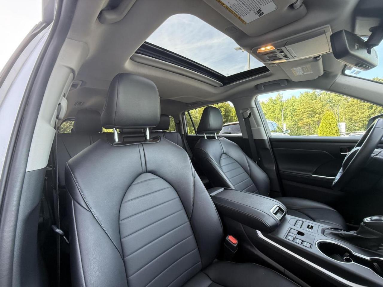 2024 Toyota Highlander XLE AWD Photo