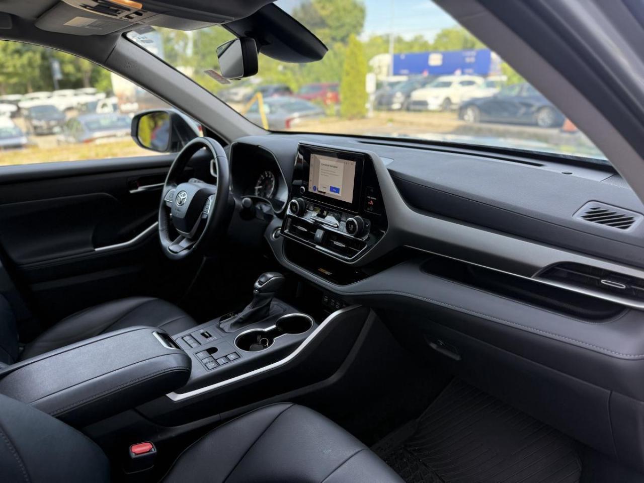 2024 Toyota Highlander XLE AWD Photo