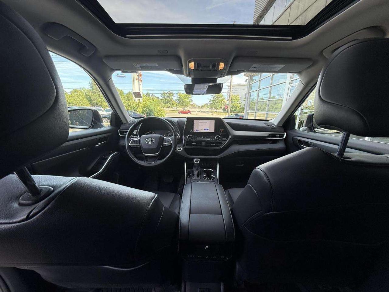 2024 Toyota Highlander XLE AWD Photo