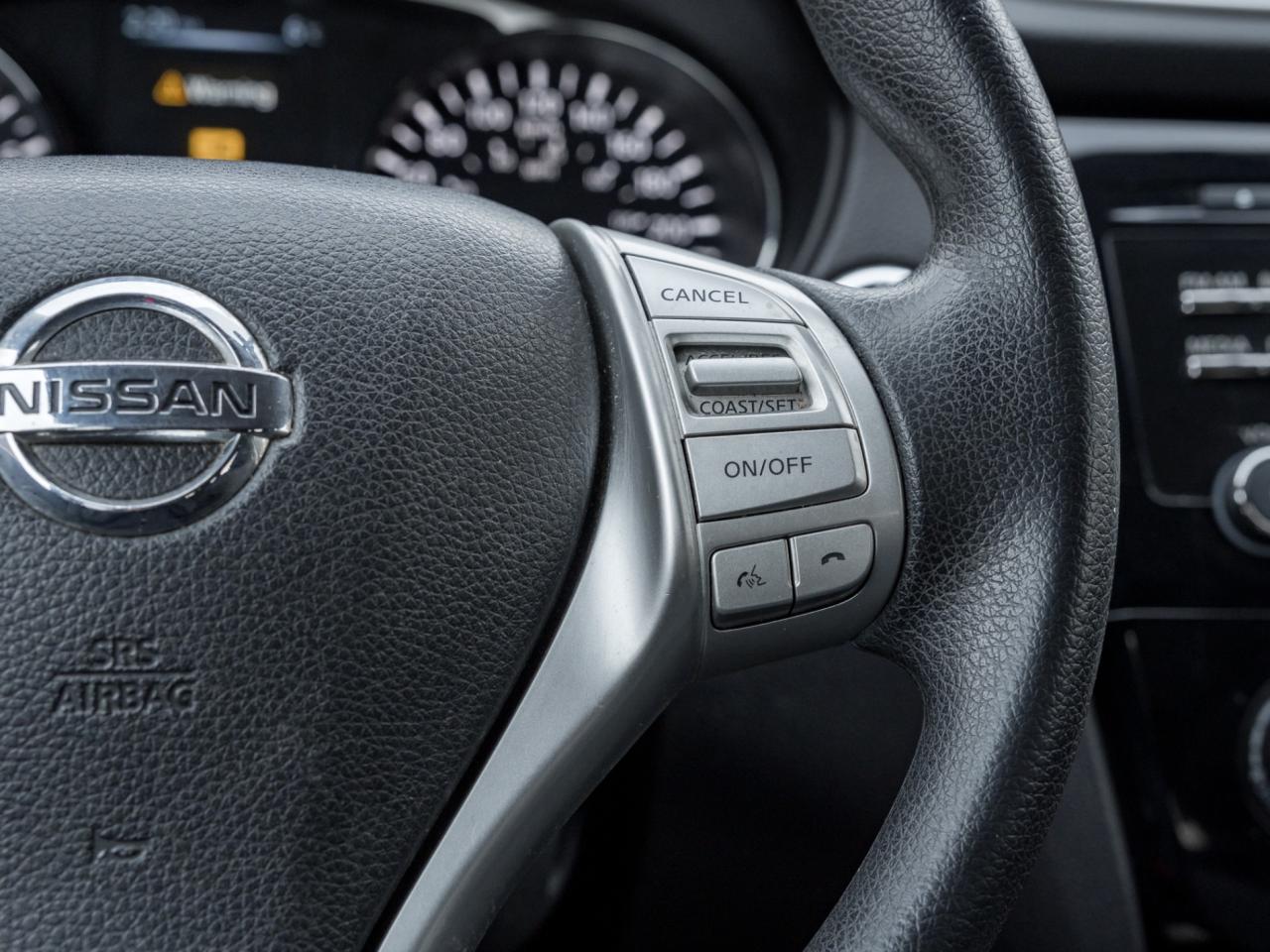 2016 Nissan Rogue AWD S, BACKUP CAMERA, POWER SEAT Photo