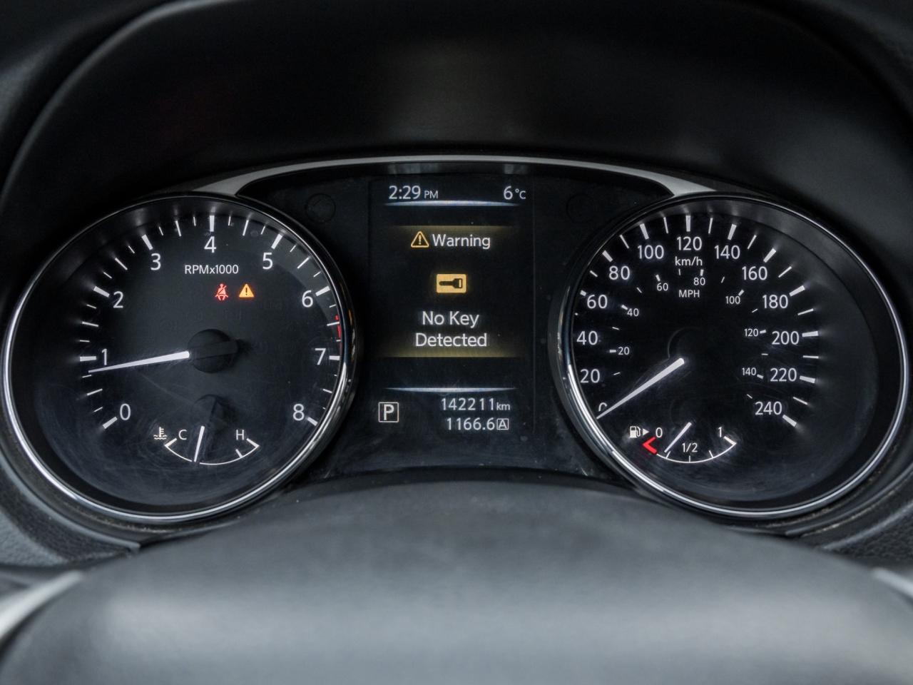 2016 Nissan Rogue AWD S, BACKUP CAMERA, POWER SEAT Photo