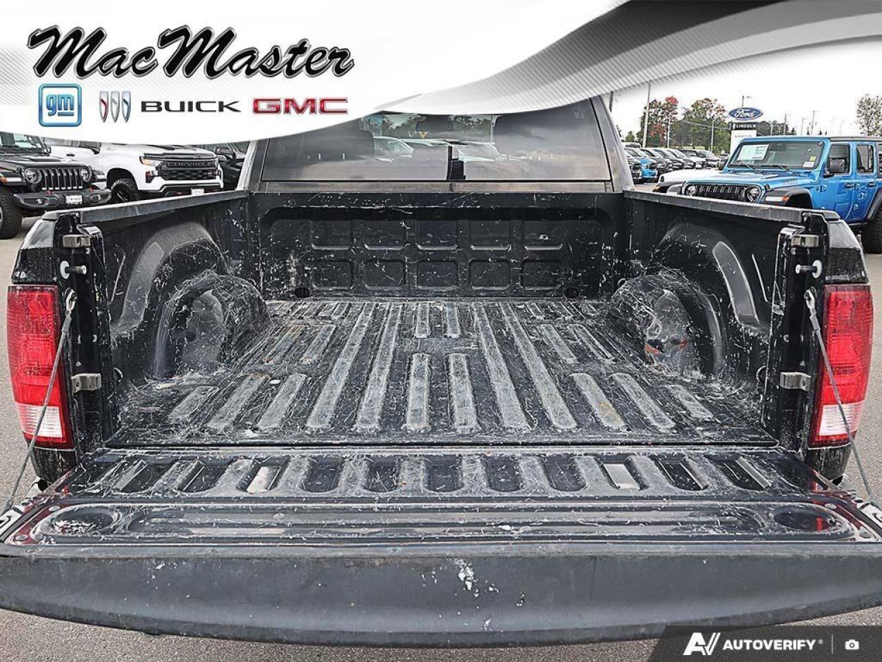 2022 RAM 1500 Classic SLTSLT BLACK, CREW, 4X4, HEMI, HEATED CLOTH, 1-OWN Photo