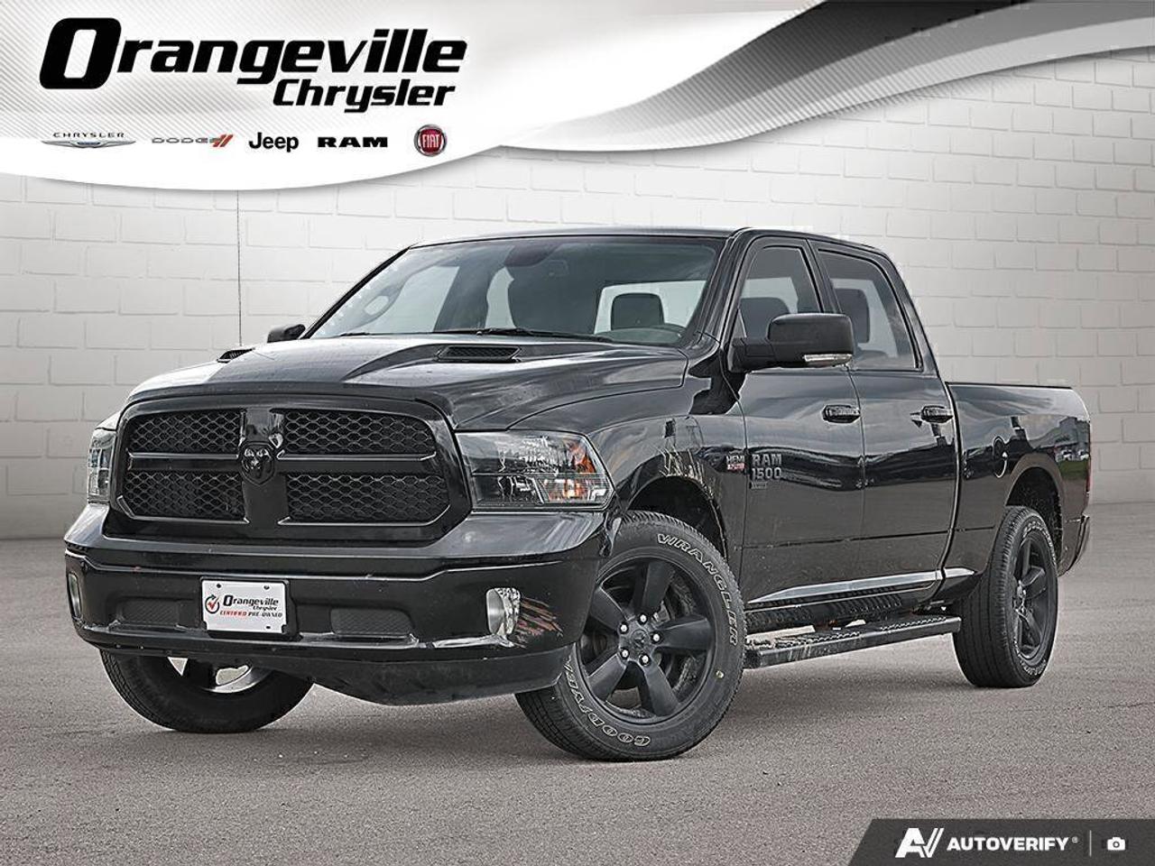 2022 RAM 1500 Classic SLTSLT BLACK, CREW, 4X4, HEMI, HEATED CLOTH, 1-OWN Photo0