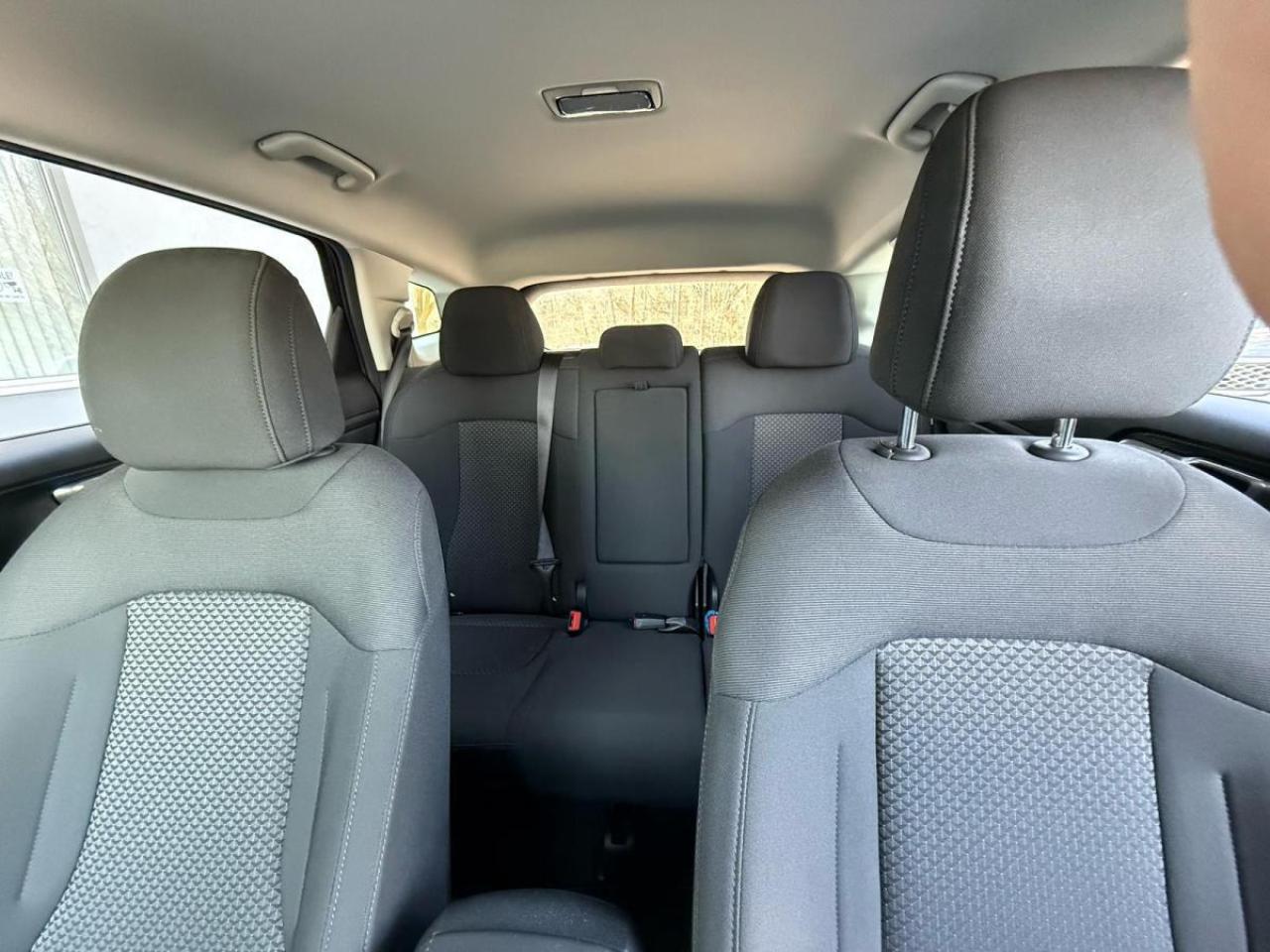 2024 Kia Sportage LX FWD Photo