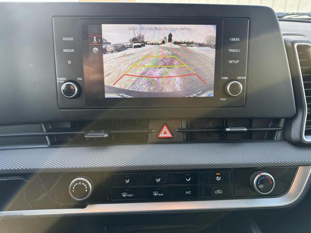 2024 Kia Sportage LX FWD Photo