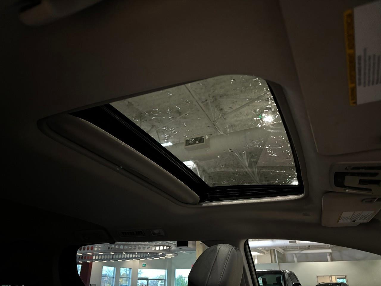 2023 Toyota Sienna XLE 8-Passenger   BACKUP CAMERA   HEATED SEATS/WHE Photo