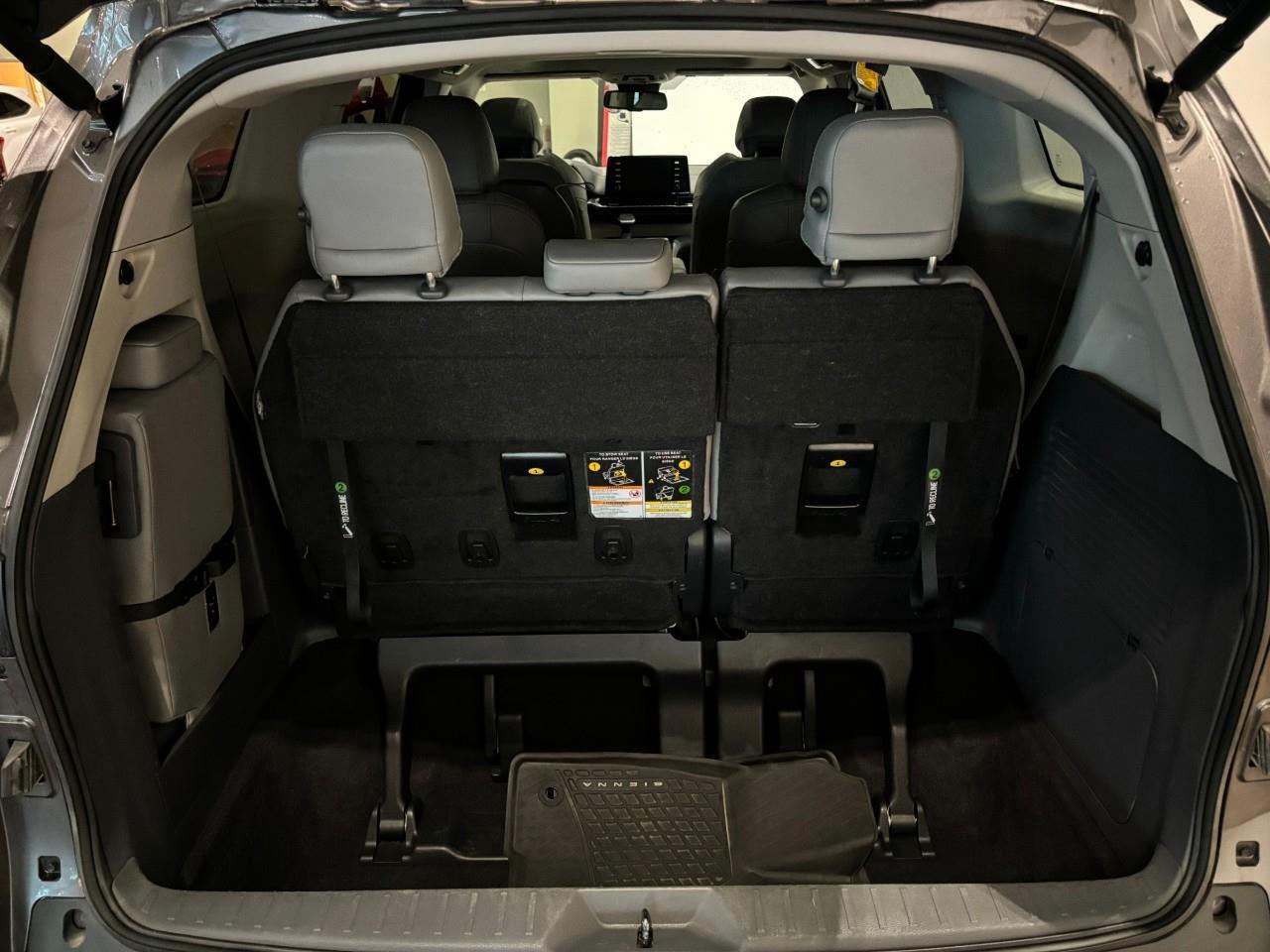 2023 Toyota Sienna XLE 8-Passenger   BACKUP CAMERA   HEATED SEATS/WHE Photo