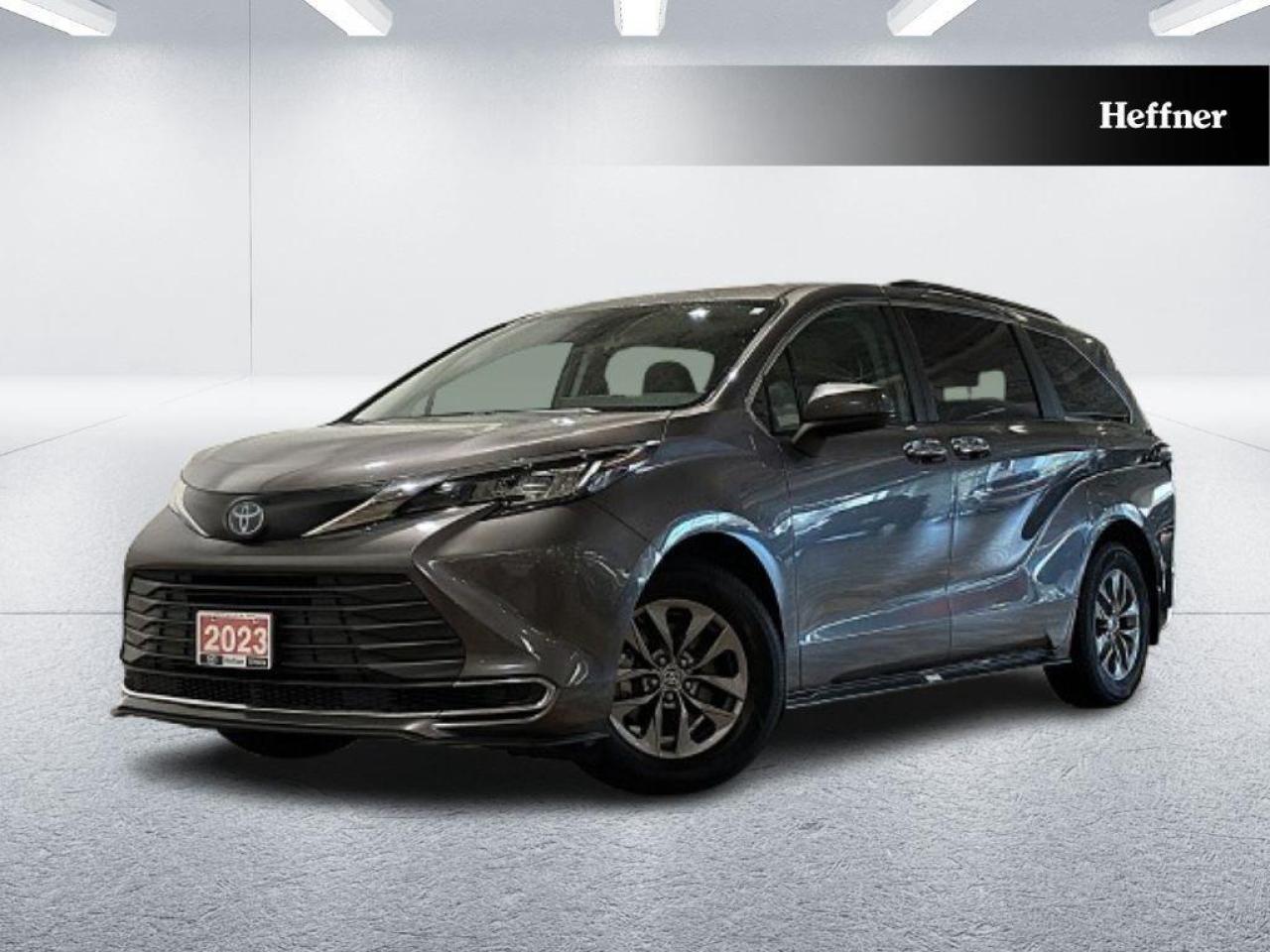 2023 Toyota Sienna XLE 8-Passenger   BACKUP CAMERA   HEATED SEATS/WHE Photo0