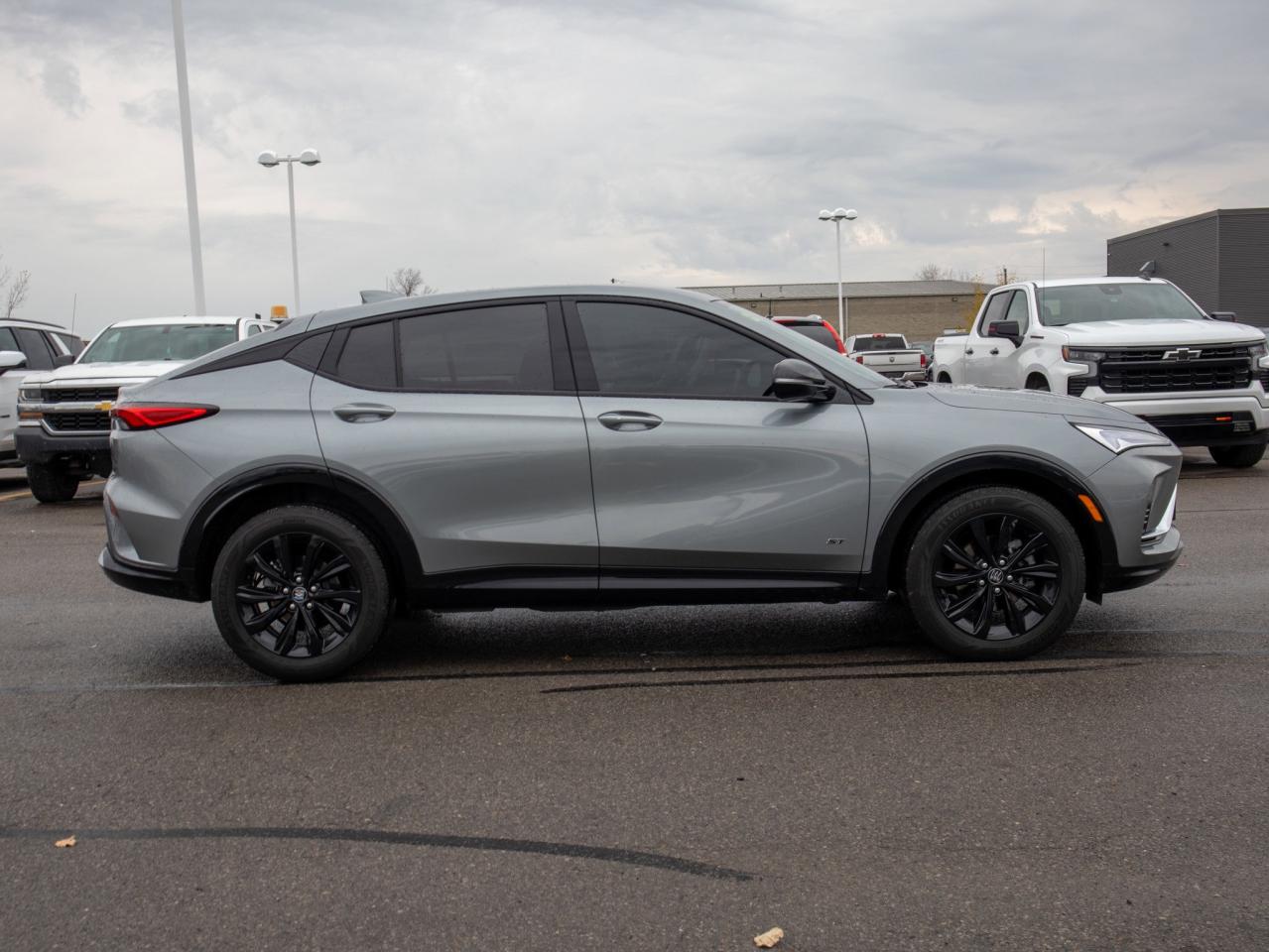 2025 Buick Envista Sport Touring - Apple CarPlay Android Auto Photo