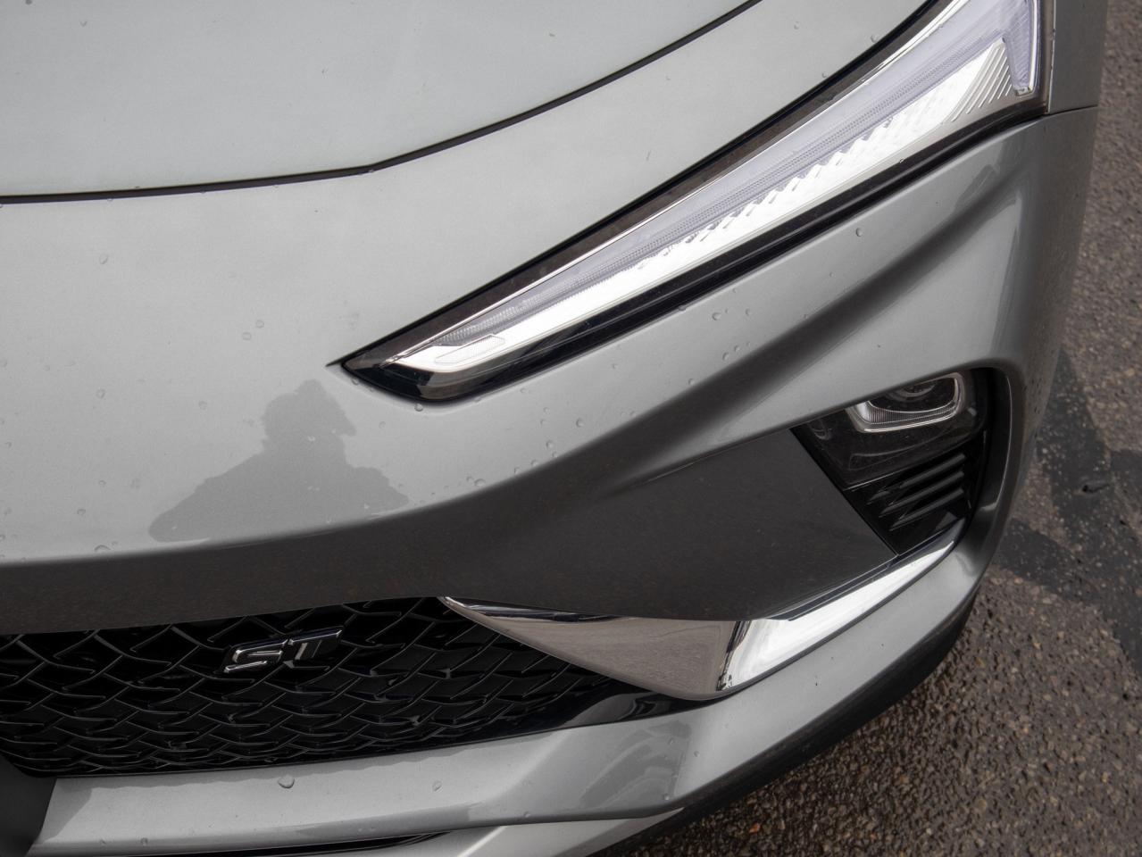 2025 Buick Envista Sport Touring - Apple CarPlay Android Auto Photo