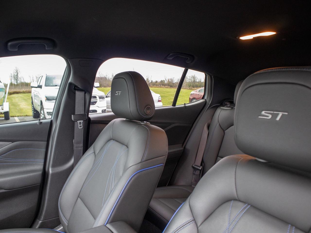 2025 Buick Envista Sport Touring - Apple CarPlay   Heated Steering Photo