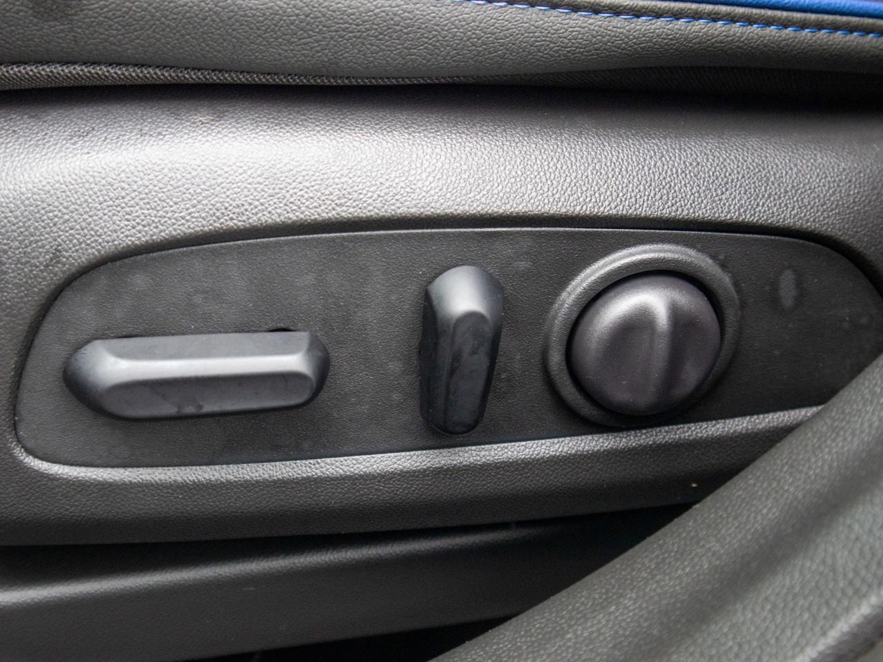 2025 Buick Envista Sport Touring - Apple CarPlay   Heated Steering Photo