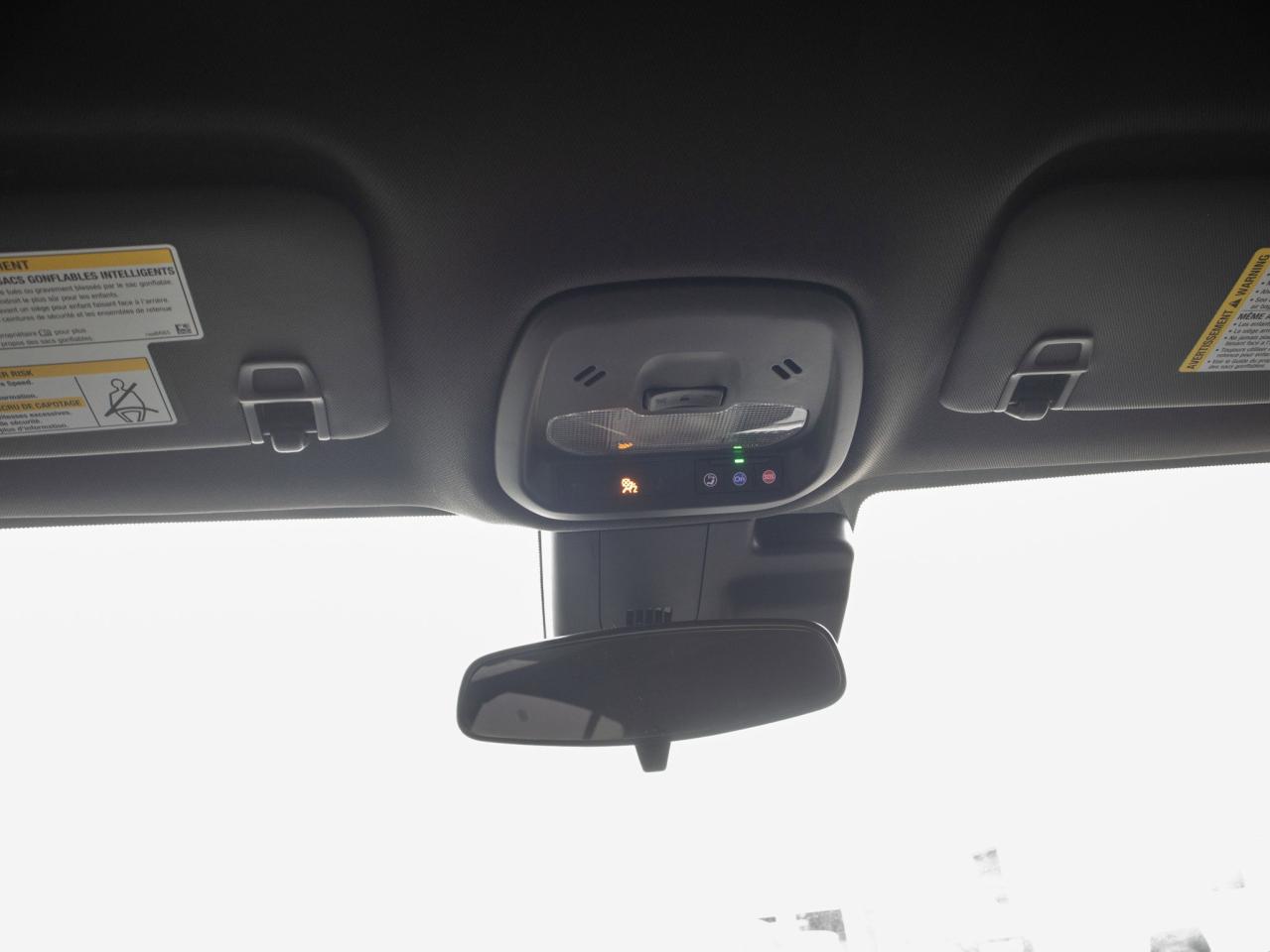 2025 Buick Envista Sport Touring - Apple CarPlay   Heated Steering Photo