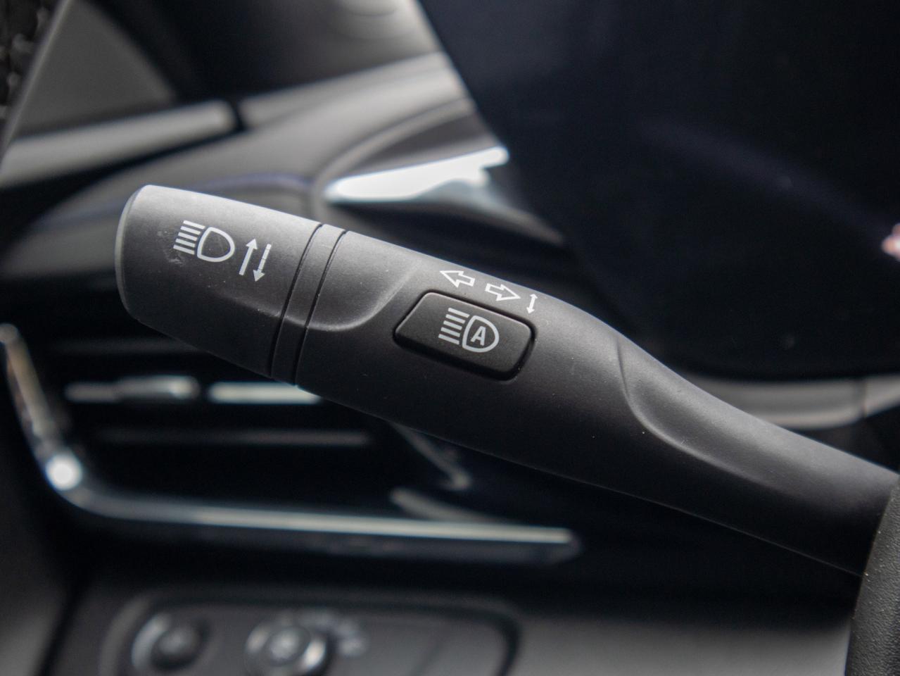 2025 Buick Envista Sport Touring - Apple CarPlay   Heated Steering Photo