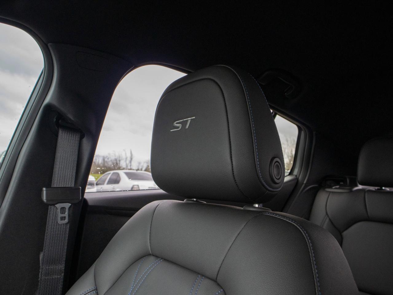 2025 Buick Envista Sport Touring - Apple CarPlay   Heated Steering Photo