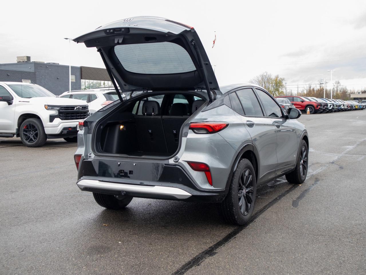 2025 Buick Envista Sport Touring - Apple CarPlay   Heated Steering Photo