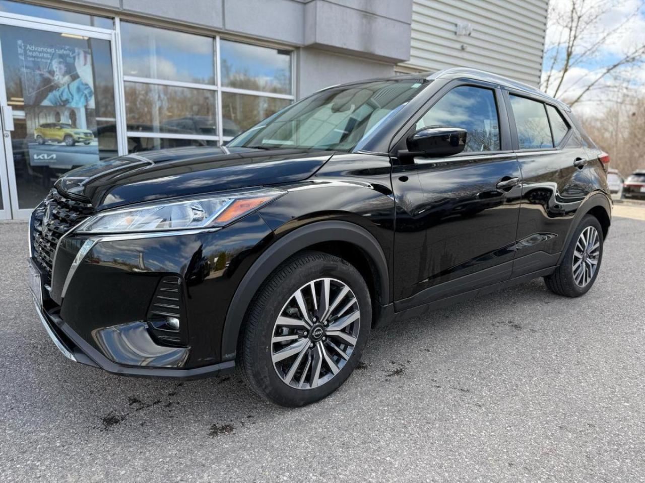 2024 Nissan Kicks SV FWD Photo0