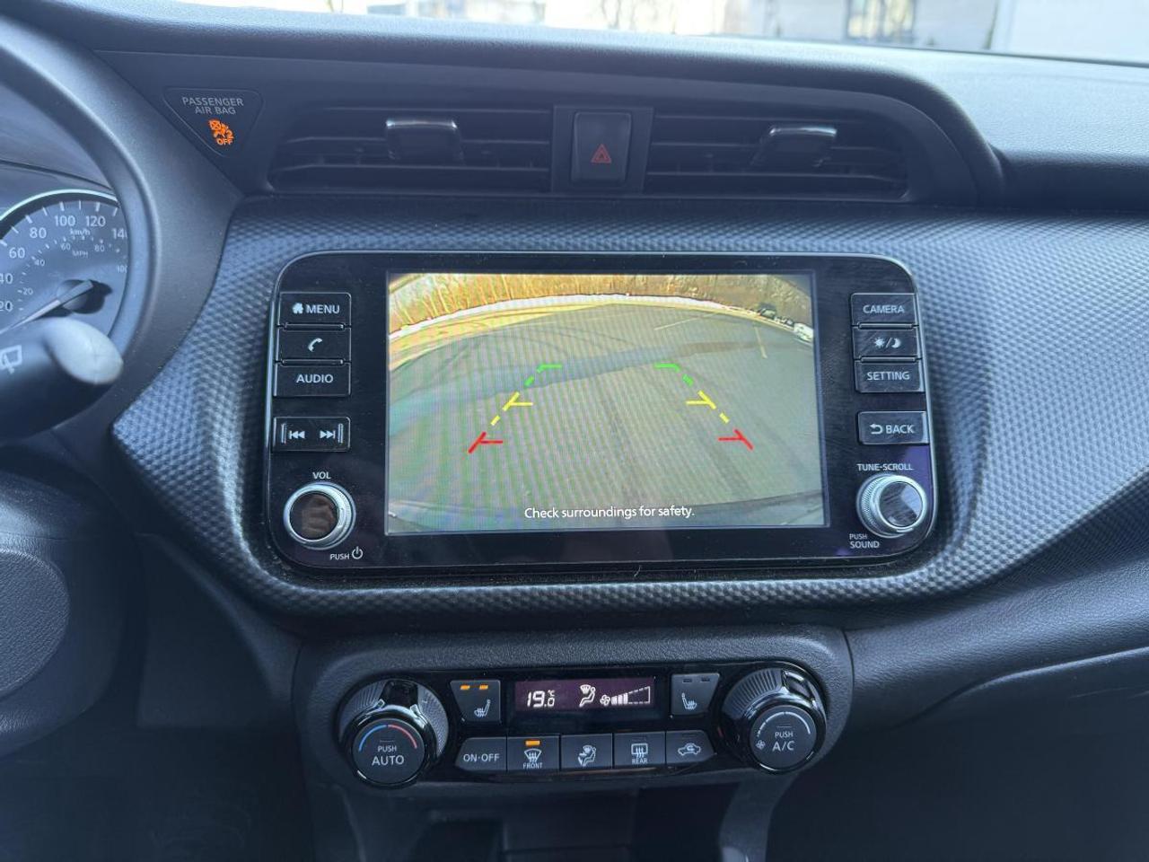 2024 Nissan Kicks SV FWD Photo