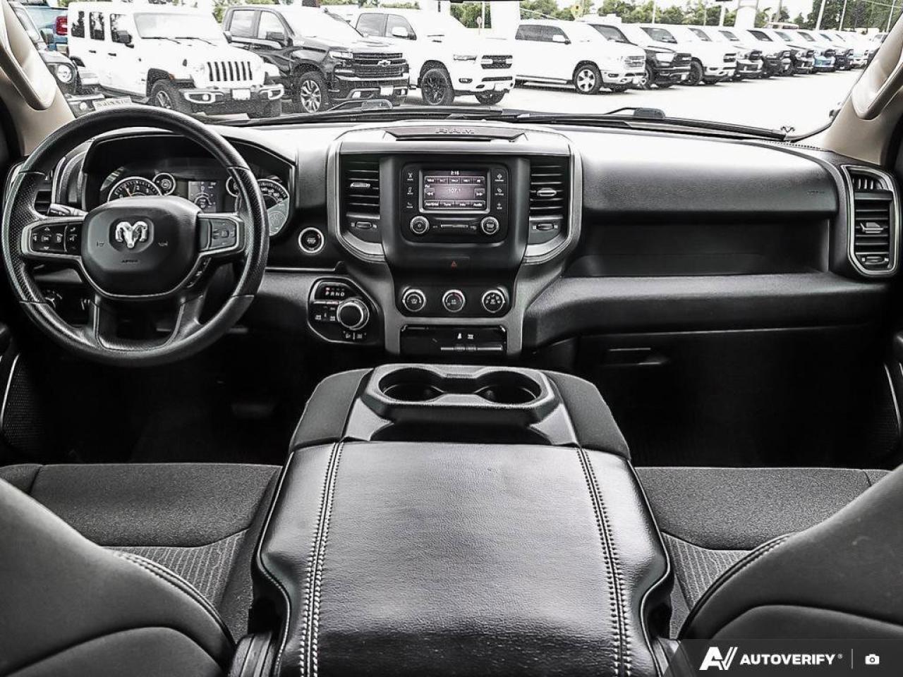 2020 RAM 1500 TradesmanSXT, QUAD, HEMI, 4X4, REMOTE START, ALLOY Photo