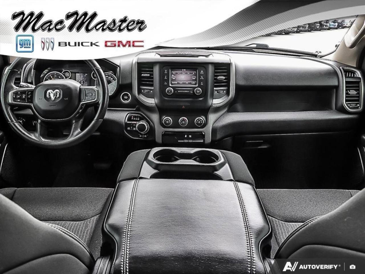 2020 RAM 1500 TradesmanSXT, QUAD, HEMI, 4X4, REMOTE START, ALLOY Photo