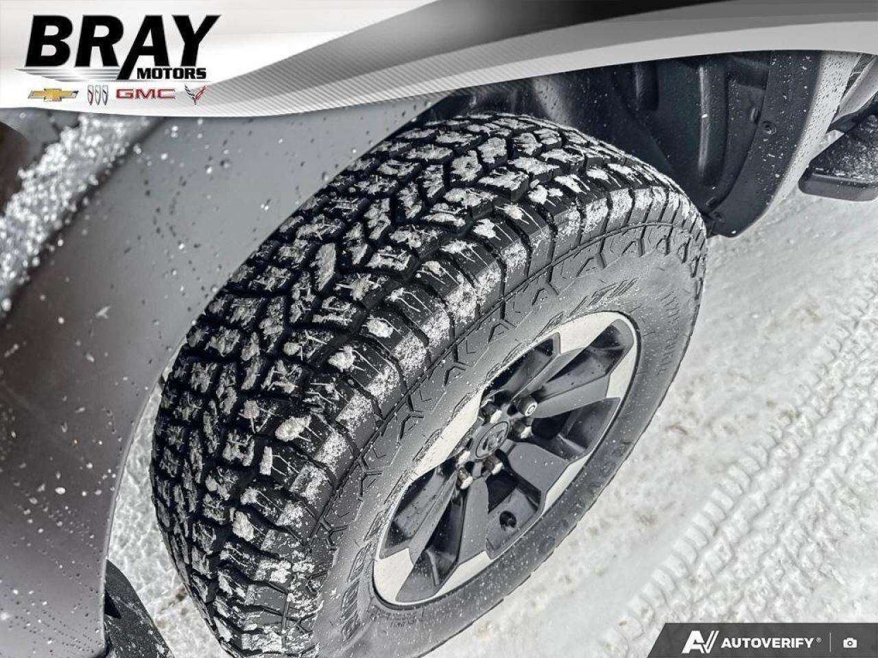 2019 RAM 1500 Rebel   SPRAY IN BEDLINER, TONNEAU COVER, RUNNING Photo