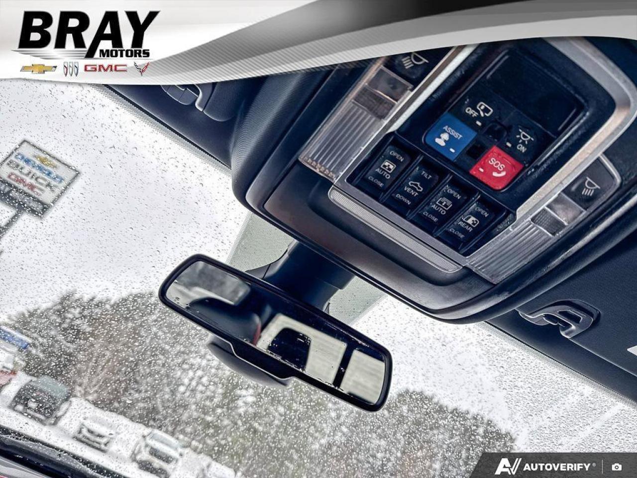 2019 RAM 1500 Rebel   SPRAY IN BEDLINER, TONNEAU COVER, RUNNING Photo