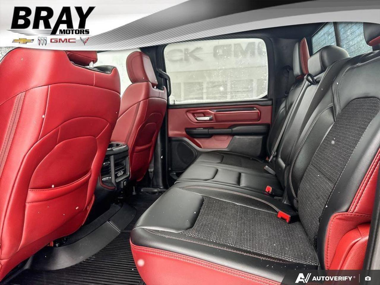 2019 RAM 1500 Rebel   SPRAY IN BEDLINER, TONNEAU COVER, RUNNING Photo