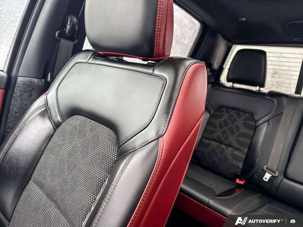 2019 RAM 1500 Rebel   SPRAY IN BEDLINER, TONNEAU COVER, RUNNING Photo