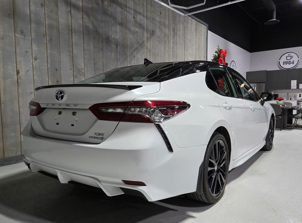 2022 Toyota Camry XSE HYBRID LOADED  NO ACCIDENTS Photo