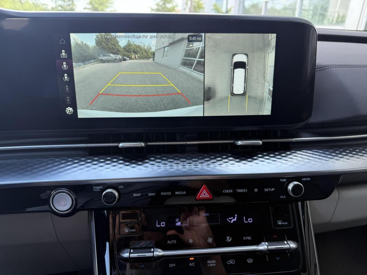 2024 Kia Carnival SX FWD Photo