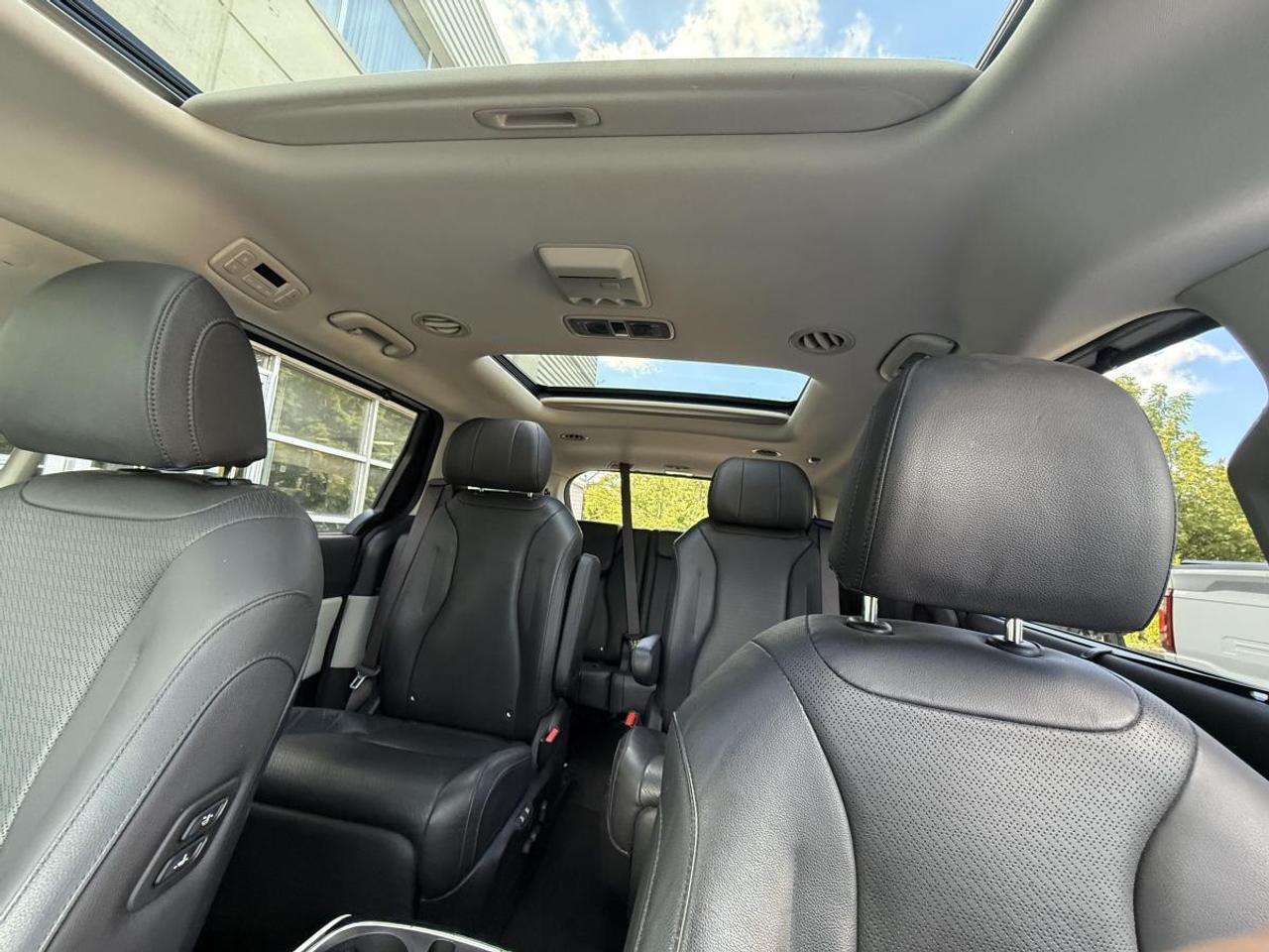 2024 Kia Carnival SX FWD Photo