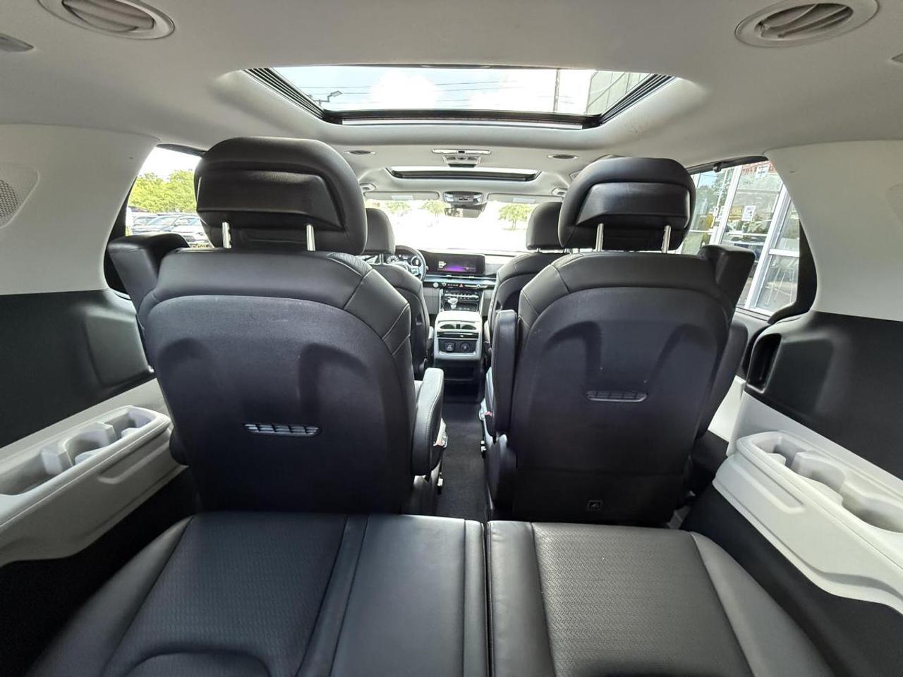 2024 Kia Carnival SX FWD Photo