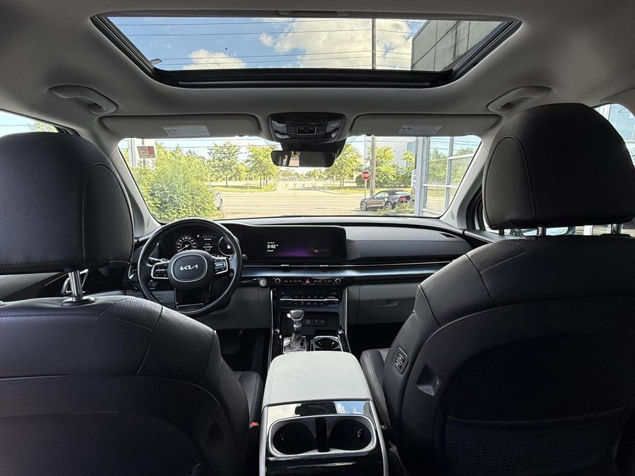 2024 Kia Carnival SX FWD Photo