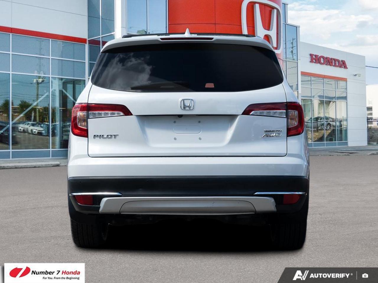 2020 Honda Pilot Touring 8 Pass *EXTENDED FACTORY WARRANTY*ONE OWNE Photo4