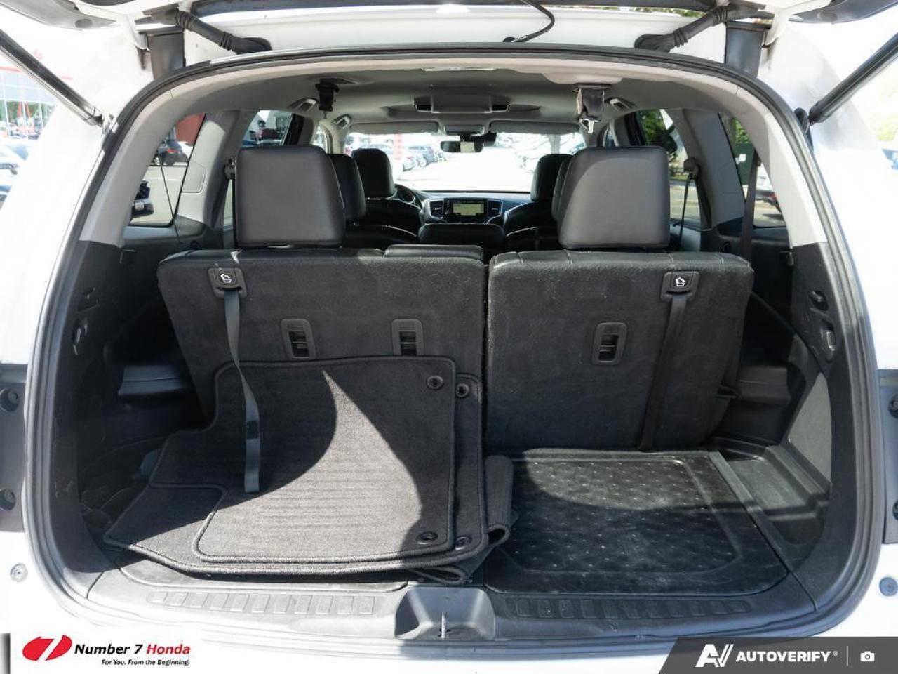 2020 Honda Pilot Touring 8 Pass *EXTENDED FACTORY WARRANTY*ONE OWNE Photo