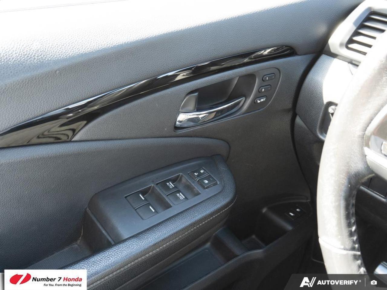 2020 Honda Pilot Touring 8 Pass *EXTENDED FACTORY WARRANTY*ONE OWNE Photo