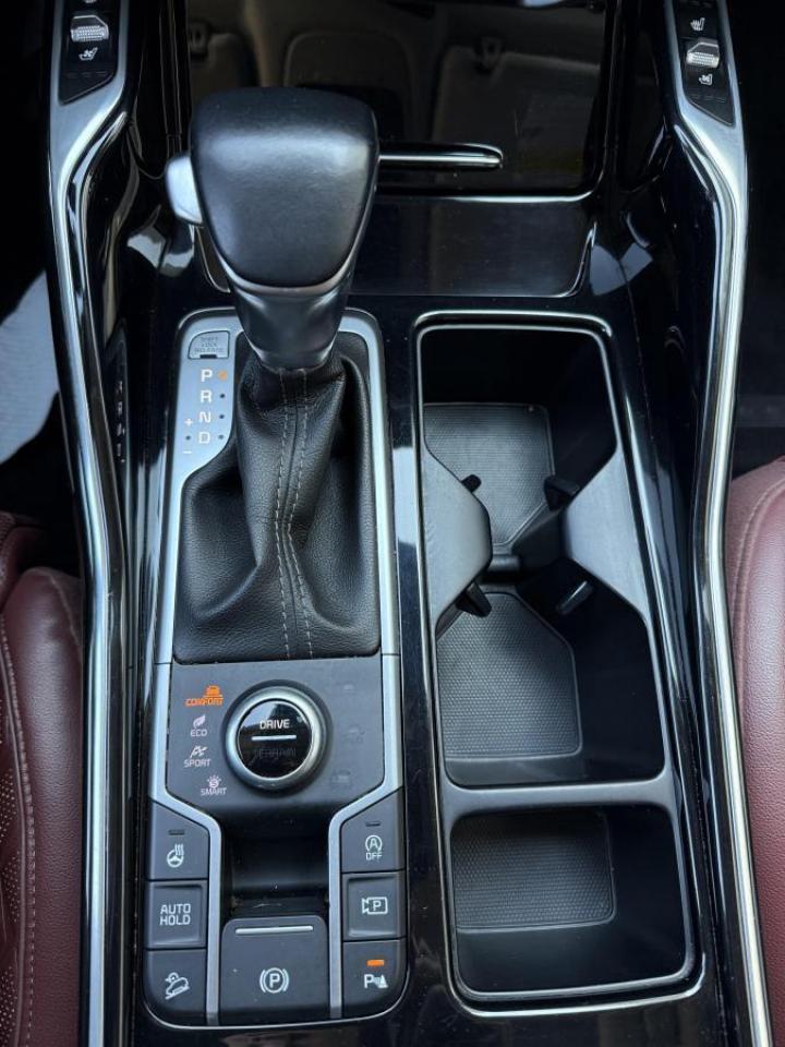 2022 Kia Sorento SX AWD w/Burgundy Leather Photo