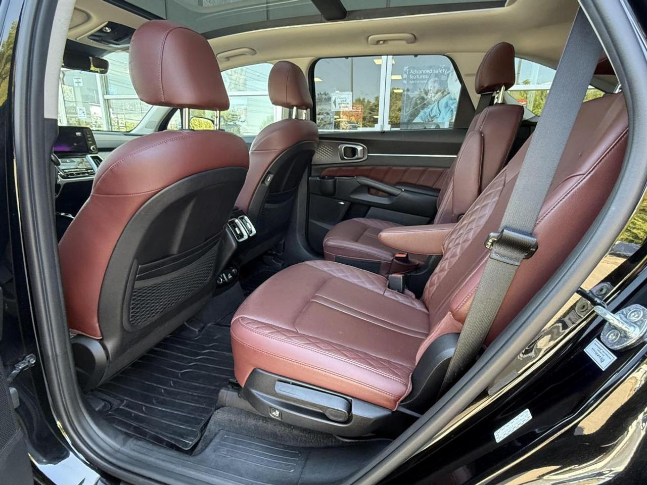 2022 Kia Sorento SX AWD w/Burgundy Leather Photo