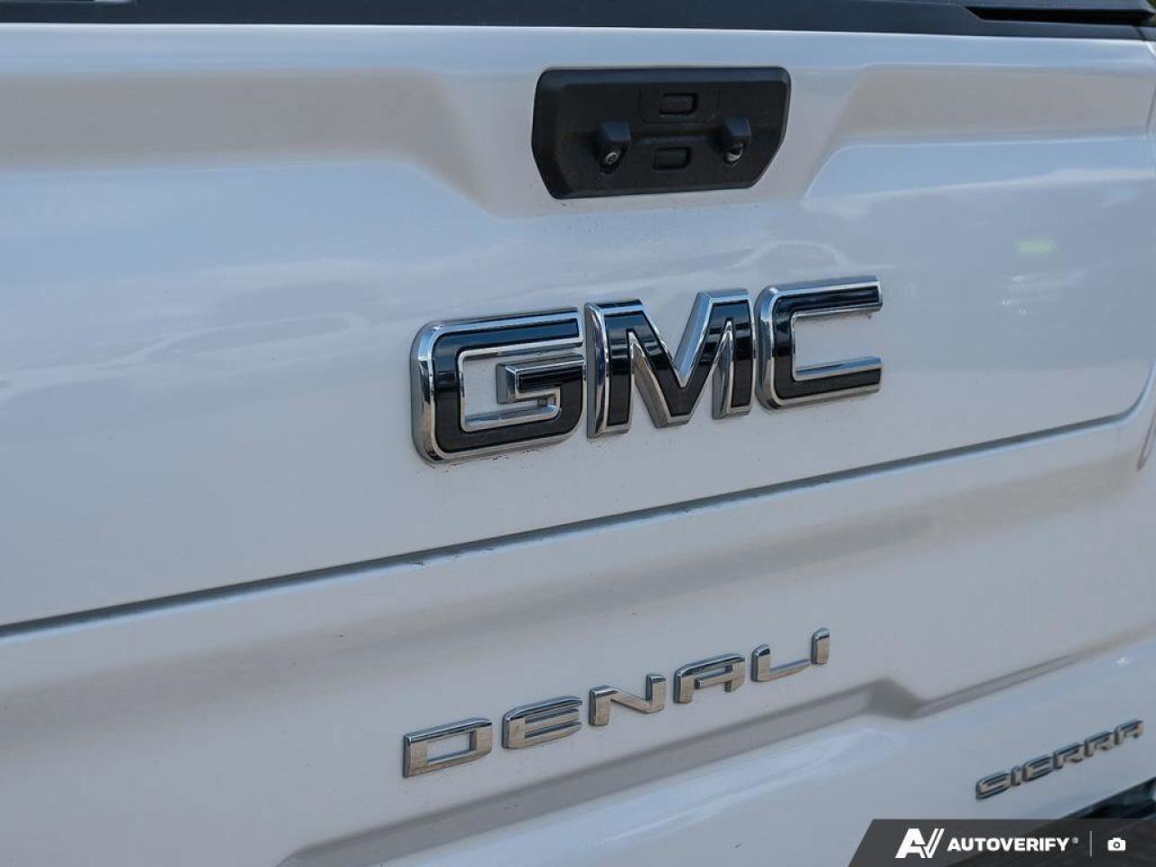 2024 GMC Sierra 1500 Denali UltimateDENALI ULTIMATE, 6.2L, 4X4, LOADED, Photo