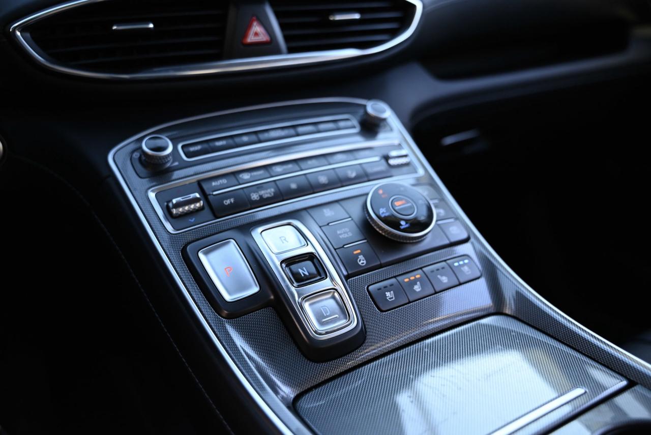 2023 Hyundai Santa Fe Plug-In Hybrid CPO Rates from 4.49%,1-owner Photo