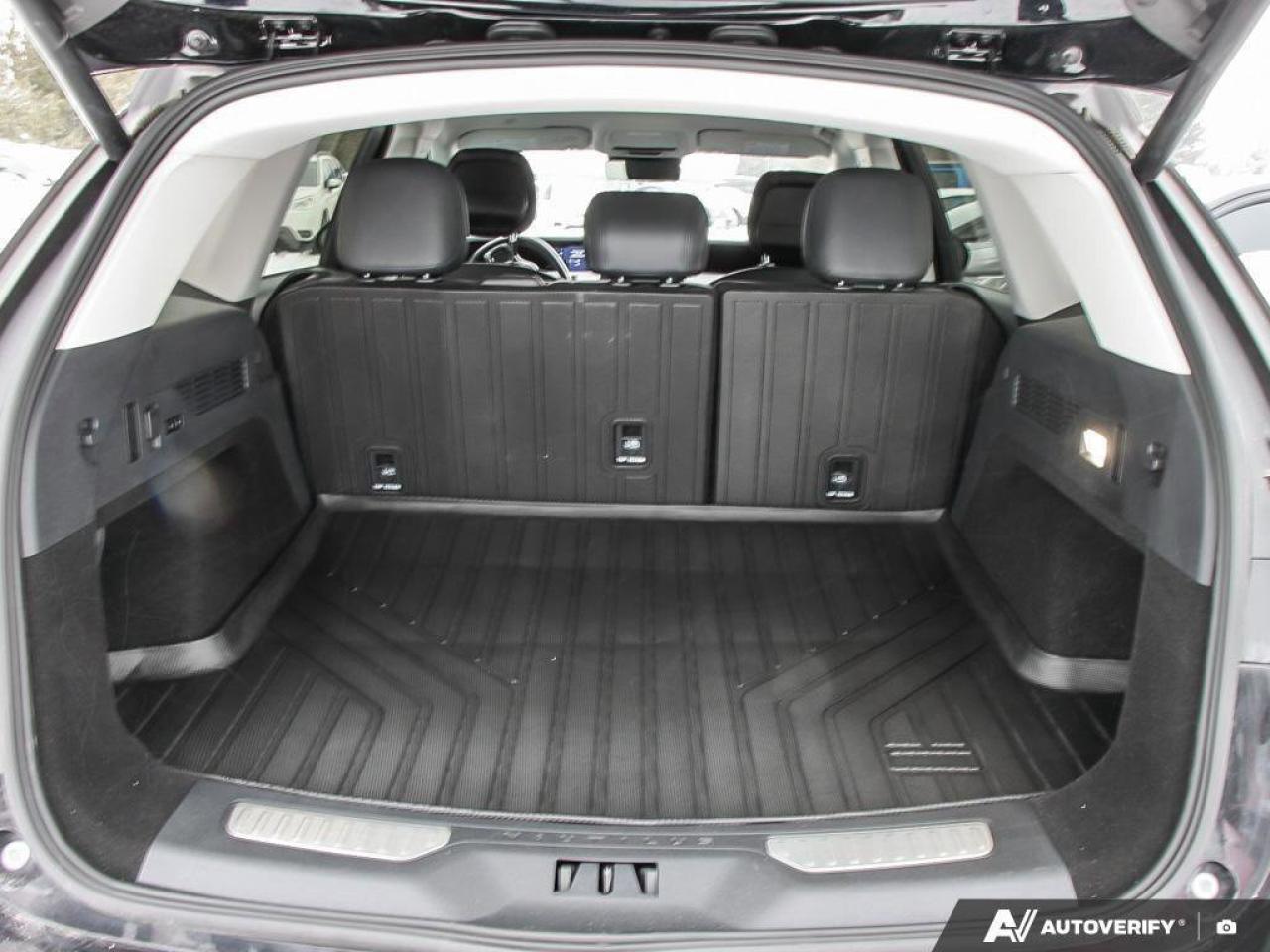 2025 Lincoln Nautilus PremiereONE-OWNER, ACCIDENT-FREE, 360 CAM, 48 SCRE Photo