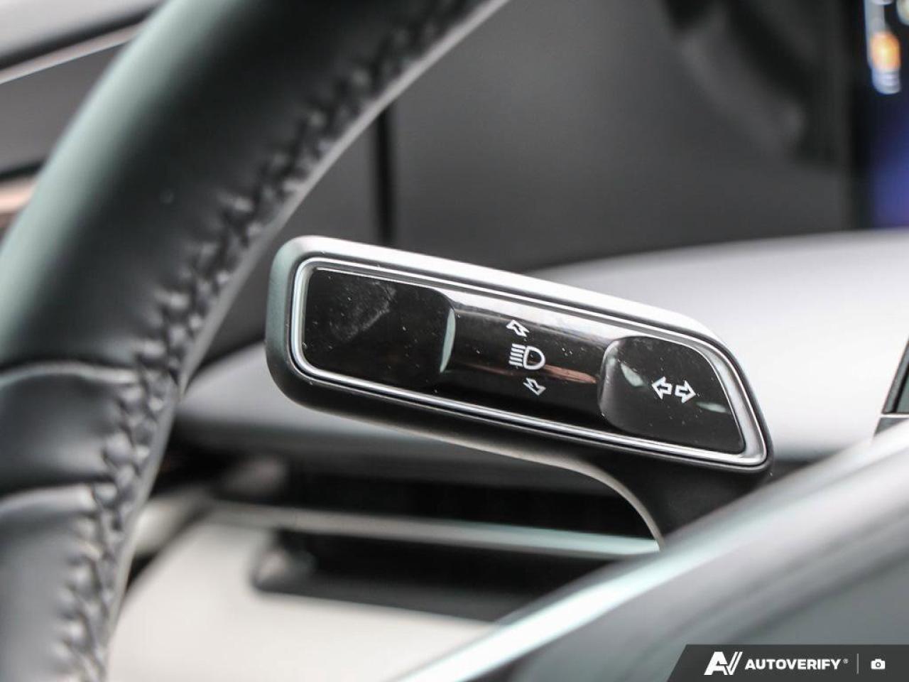 2025 Lincoln Nautilus PremiereONE-OWNER, ACCIDENT-FREE, 360 CAM, 48 SCRE Photo