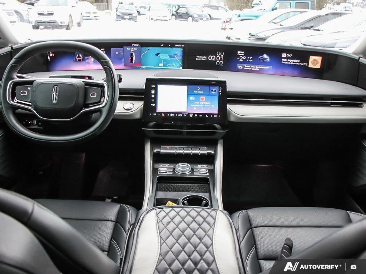 2025 Lincoln Nautilus PremiereONE-OWNER, ACCIDENT-FREE, 360 CAM, 48 SCRE Photo