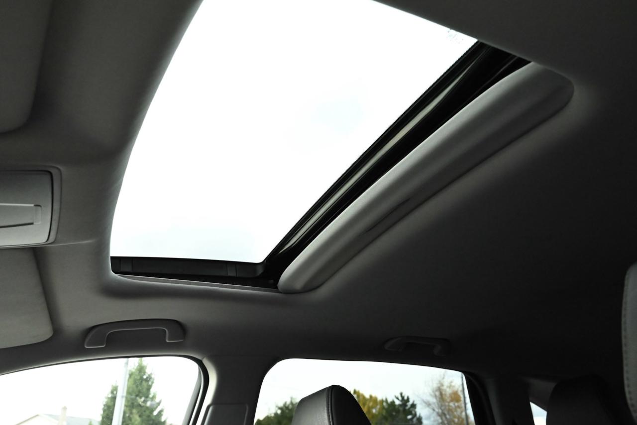 2020 Acura MDX Tech, FULLY LOADED, AWD, SERVICE HISTORY, NO ACCID Photo